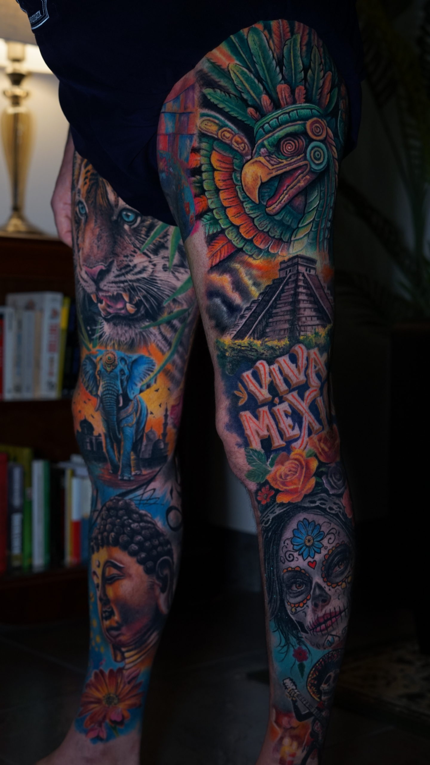 Piernas India y México